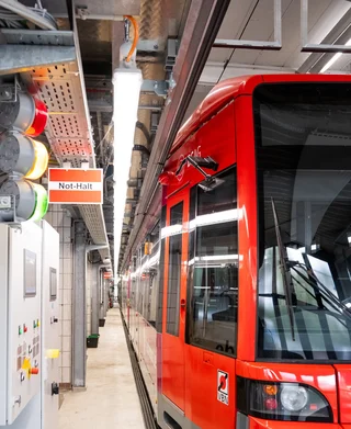 BSAG Straßenbahn in industrieller Umgebung